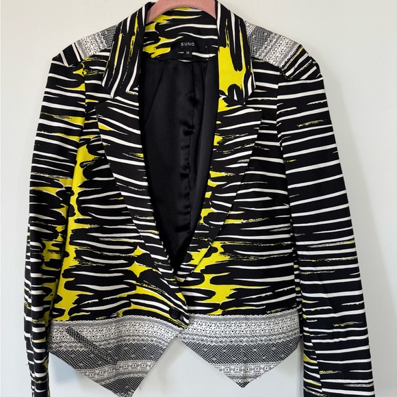 SUNO Jackets & Blazers - Suno 100% Silk Blazer | Eye-Catching Print | Size M
